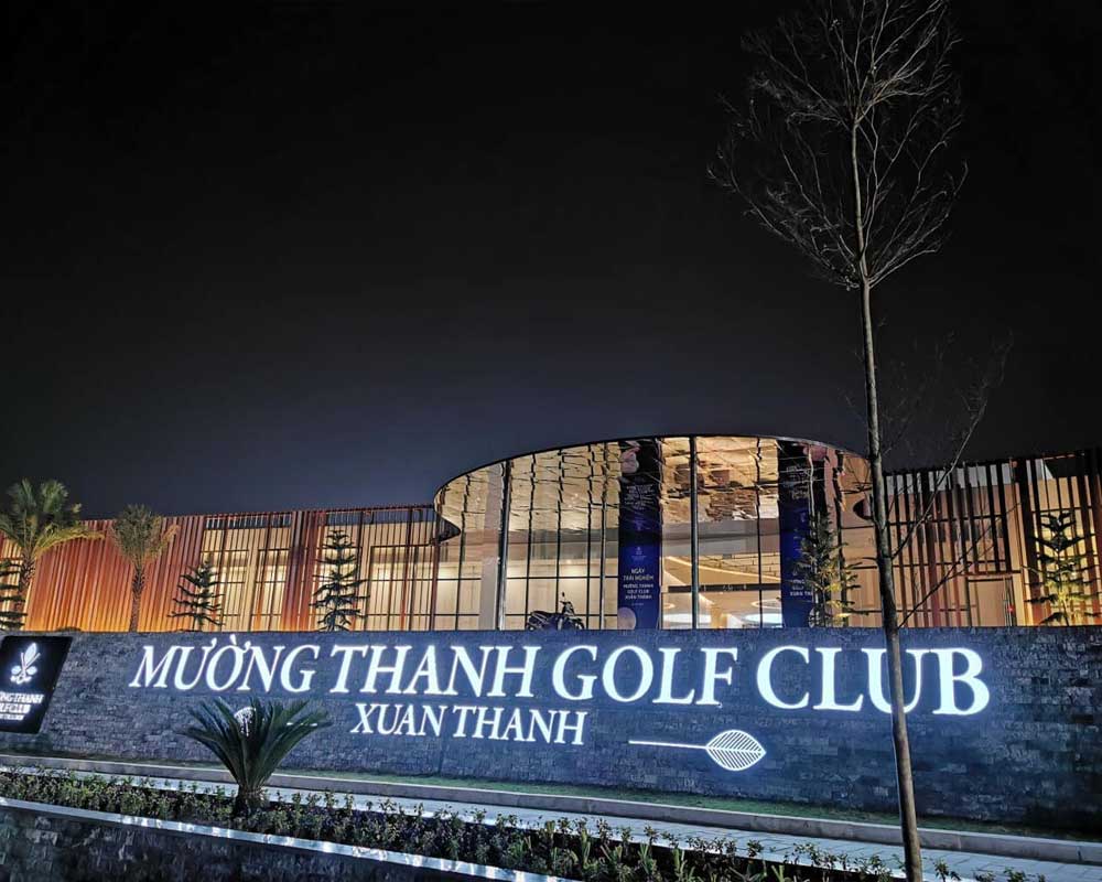 thi công thảm trải sàn sân Golf Xuân Thành Hà Tĩnh