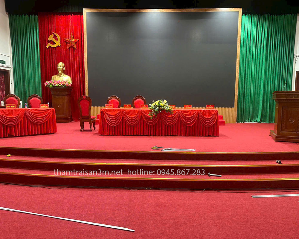 thảm nỉ sân khấu